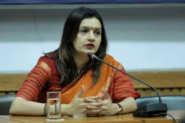 Priyanka Chaturvedi’s ‘beauty’ factor in her political career Priyanka Chaturvedi